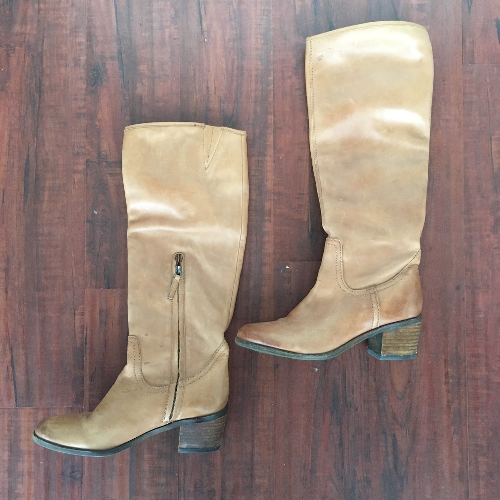 Sam Edelman Boots in tan 7.5